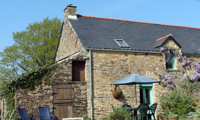 Saint-Dolay House | lesChenes