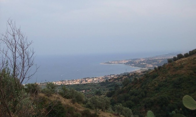Marina di Davoli Apartment | less than 200 yds from the beautiful blue Ionic sea