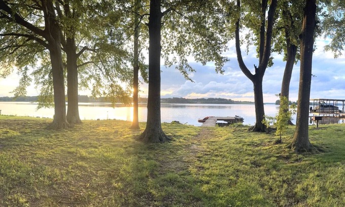 Town Creek Apartment | Let`s Explore - Stunning Sunrise & Sunset Views!