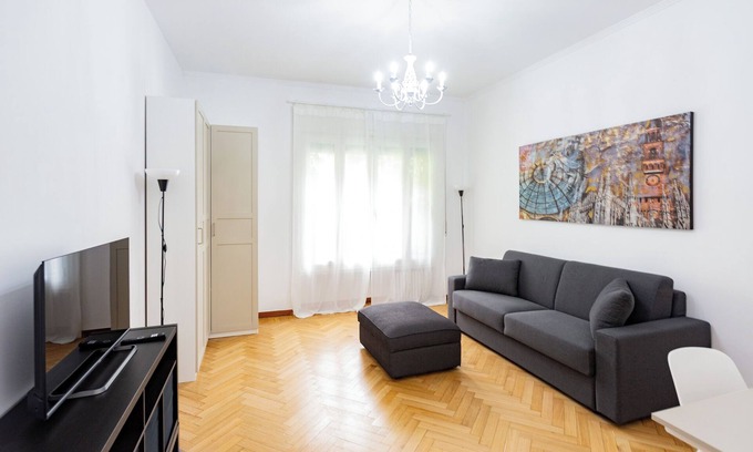 Zona Solari Apartment | LETIZIA5 Sweet and cozy apartment