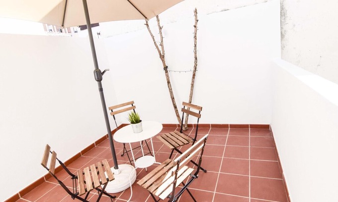 Capuchinos Apartment | Letmalaga Barcelo Apartment 1