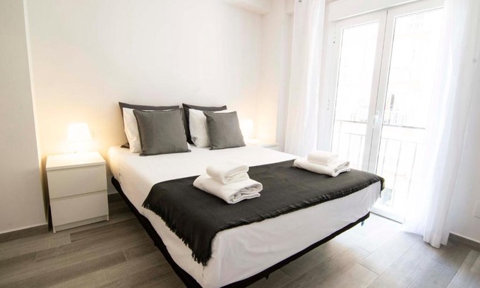 Parque Ayala Apartment | Letmalaga Huelin