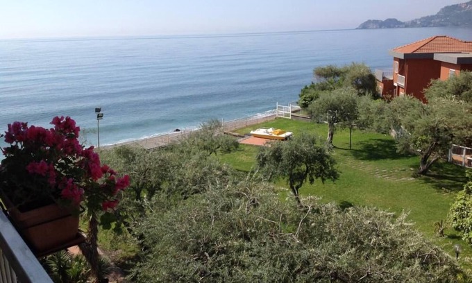 Letojanni Apartment | Letojanni: Apartment/flat - Letojanni - Taormina
