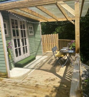 Letterkenny Other | Letterkenny Cabin