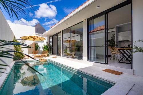 Banjar Semer Villa | Letto 1 - PROMO -Brand NEW - 2BDR - Huge Pool - Canggu!