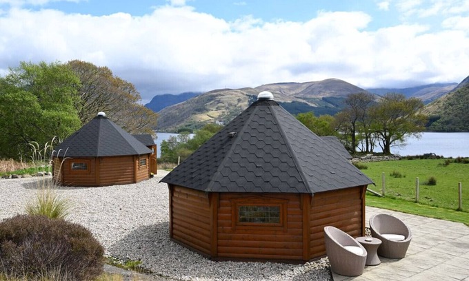 West Laroch Ski Chalet | Leven View Lodges near Glencoe No2 Callart