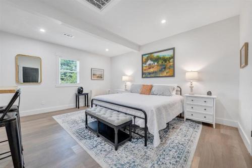 Blairs House | Levi Hall Farmhouse Suite #4