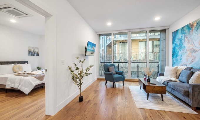Northern Liberties Apartment | Liberty Square #B210 (1BR)