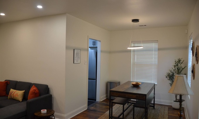 East Memphis House | Liberty Suites 1 of 2-Newly Renovated