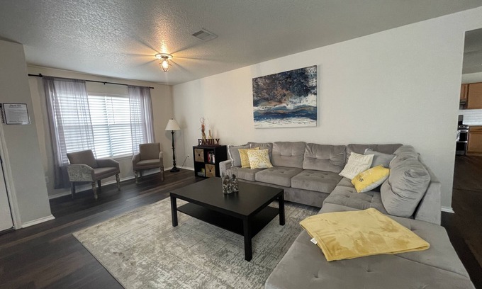San Antonio House | Liberty - to stay & enjoy!