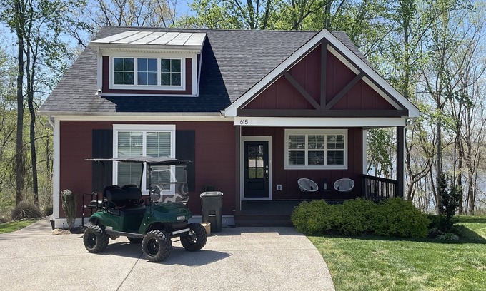 Tullahoma Cottage | “License To Chill”. Lake Cottage at Tims Ford Lake Golf cart/Fire pit/Marina