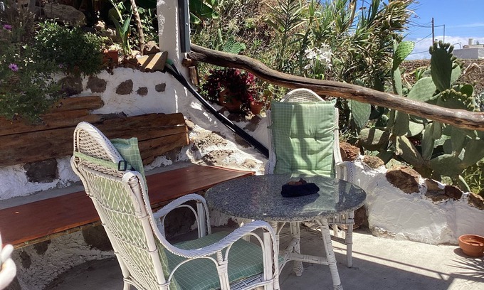 Telde House | Liebvoll Restauriertes Kanarisches Landhaus - Willkommen im Hühnerhaus