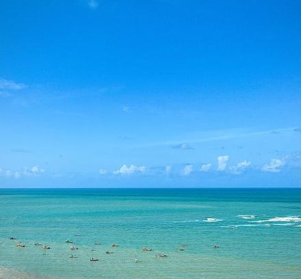 Candeias Apartment | Life Flats Temporada com Bela vista à 50m da Praia