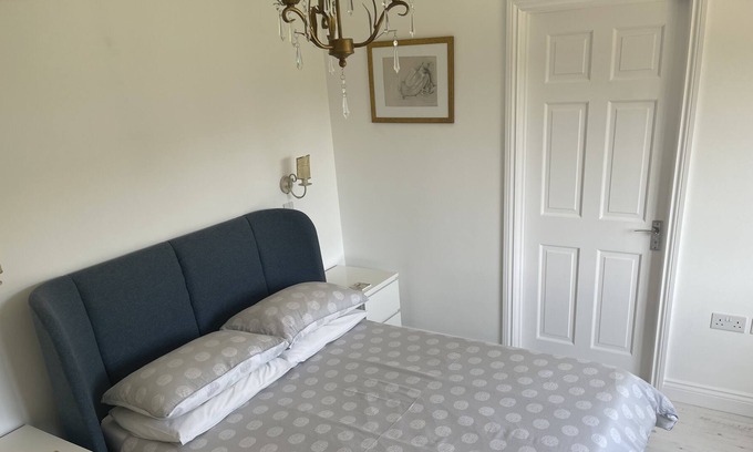 South Brent Cabin | Light and Airy Lodge in Devon Countryside