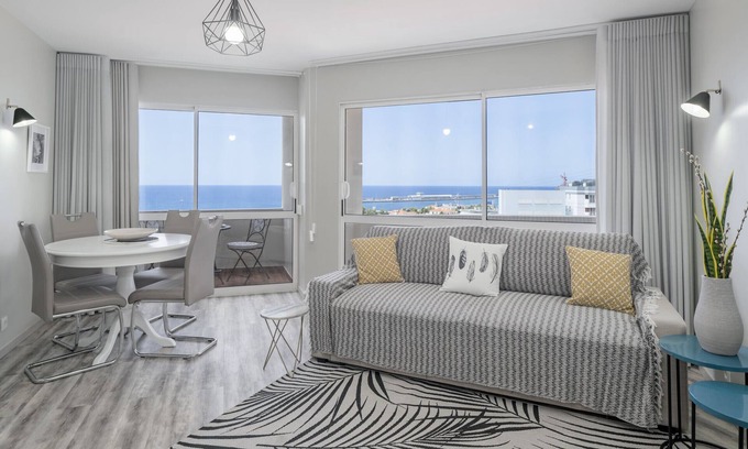 Santa Maria Maior Apartment | Light and sea views in the centre of Funchal, Alegria III