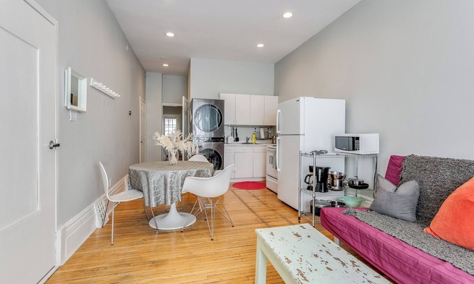 Palmerston - Little Italy Apartment | Light Filled Little Italy Suite w/Private Garden