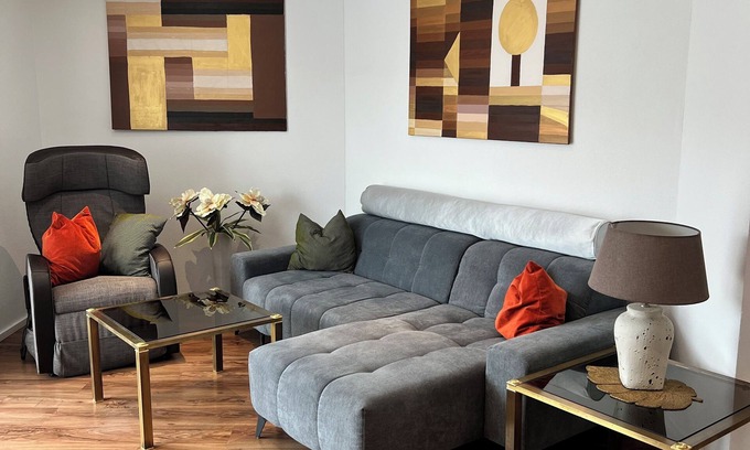 Rottendorf Apartment | Light-flooded maisonette with balcony in the suburbs of the wine metropolis of Würzburg