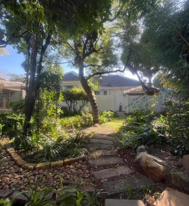 Greater Johannesburg Metropolitan Area House | Light House Retreat