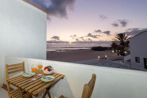 Los Lagos Apartment | Lightbooking Los Lagos El Cotillo