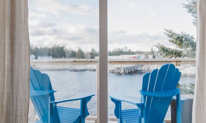 Indian Harbour House | Lighthouse Lane Cottages