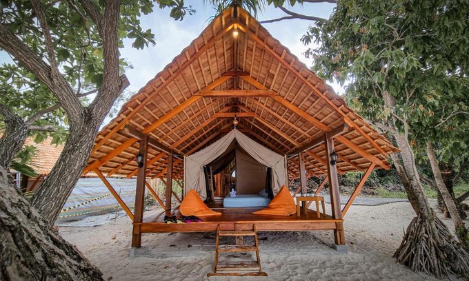 Pulisan Other | Lihaga Island & Beach Club