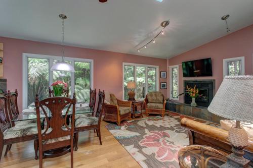 Volcano House | Liko Lehua Cottage home