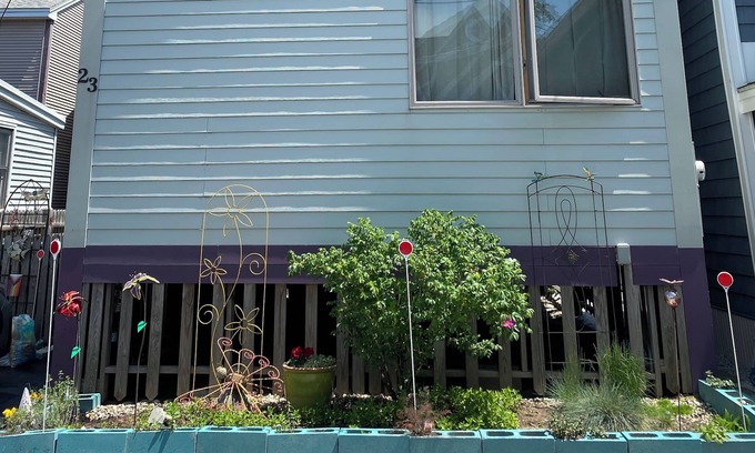 Camp Ellis Cottage | Lil House - Charming Cottage By the Sea ~ Pet Friendly