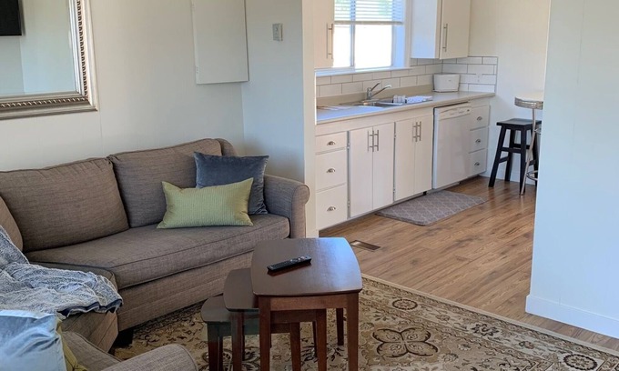 Campbell River House | LIL YELLOW HOUSE