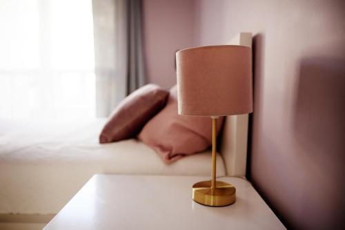 Bialoleka Apartment | Lila apartament