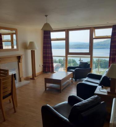 Fivemilebourne Apartment | LILA Lake Isle Luxury Aparthotel