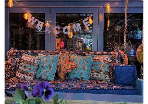 Colchester House | Lilchester - Slice of Heaven hidden away.