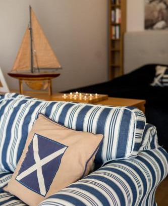 Naantali Apartment | Lillmåsen Naantali - atmospheric and very comfy studio