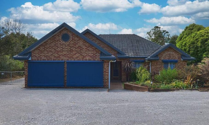 Wallalong House | Lilly Pilly Lodge