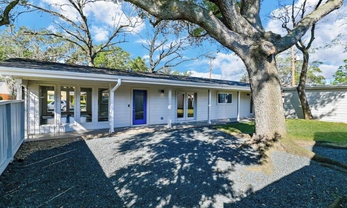 Houston House | Lilly's maison No.5 Medical Center, Galleria