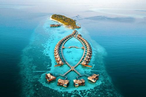 Huvahendhoo Resort | Lily Beach Resort and Spa - All Inclusive