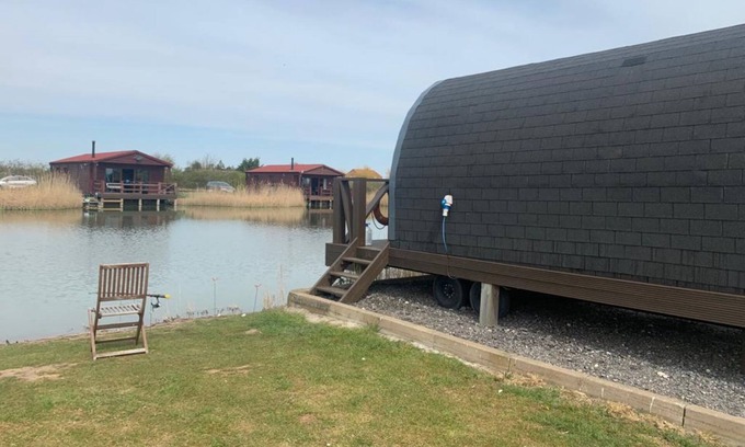 Boston Apartment | Lily pad glamping pod basic hut