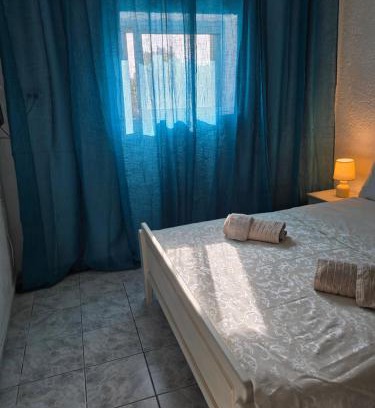 Lambi House | Lily's house near the beach