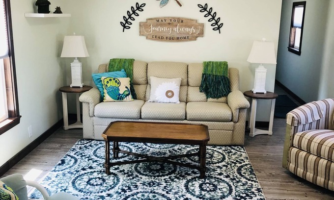 Interlochen House | Lily’s Pad 5 minutes from the Interlochen Arts accademy
