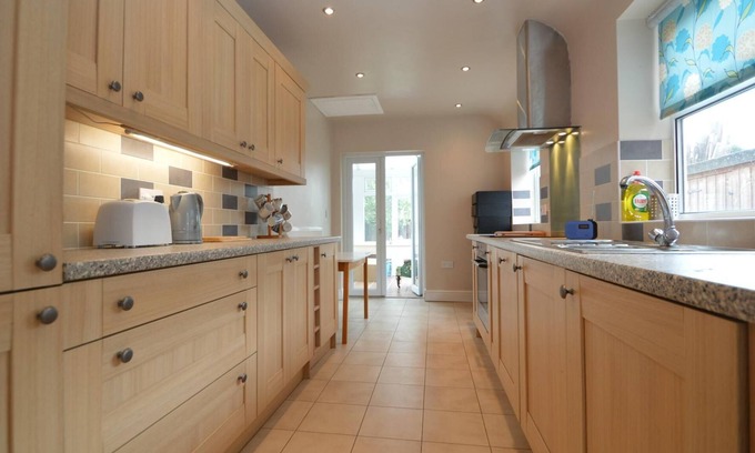 Newark House | Lime House Newark - Home from Home