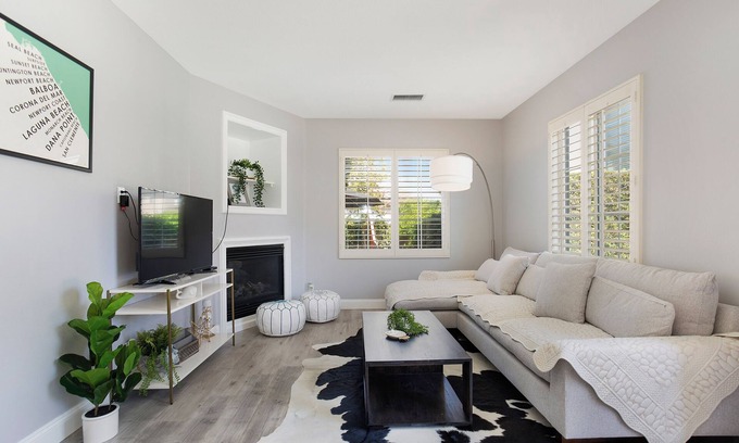 Oak Creek House | LIMITED TIME! 3Bedroom 2.5Ba Irvine Oak Creek Wood Floor Luxury House # 10140