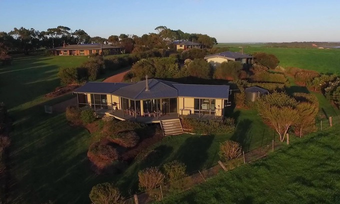 Yanakie Cottage | Limosa Rise