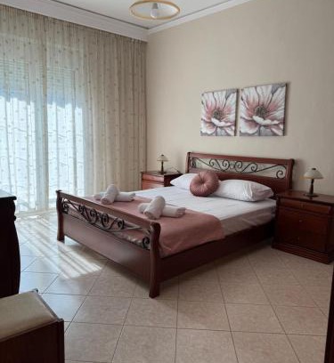 Drama Apartment | Lina Home