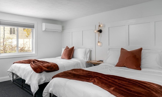 Ellicottville Cabin | Lincoln Boutique Motel- Lower Room #5
