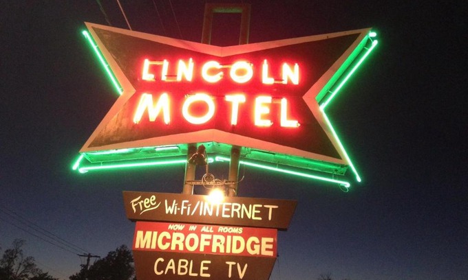 Chandler Hotel | Lincoln Motel