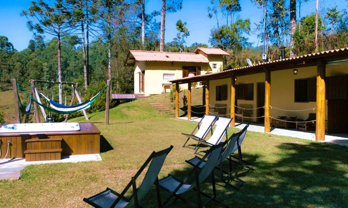 Pirangucu House | Linda Casa de campo c lazer próx Camp.do Jordão/SP