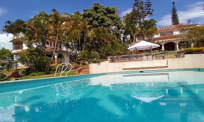 Fusagasuga House | Linda Country House - WIFI | Smart TV | NETFLIX