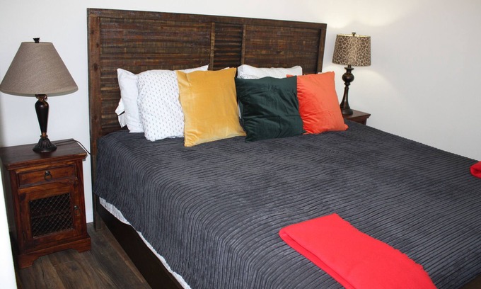 Linda Vista Apartment | Linda Vista Beautiful Studio Easy Parking Moving Heaven