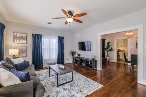 Northside House | Lindale Charming Home