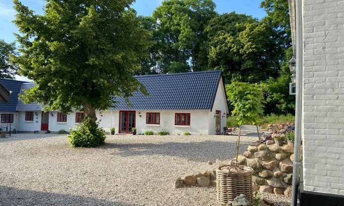 Viby Bed & Breakfast | Lindegaardens Bed and Breakfast