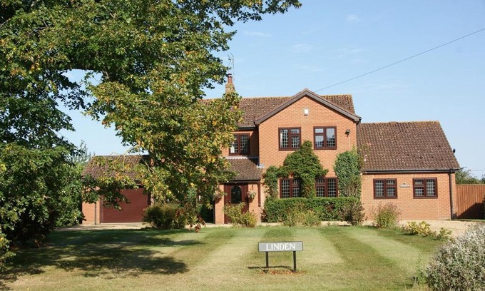 Hillington Bed & Breakfast | Linden Bed & Breakfast